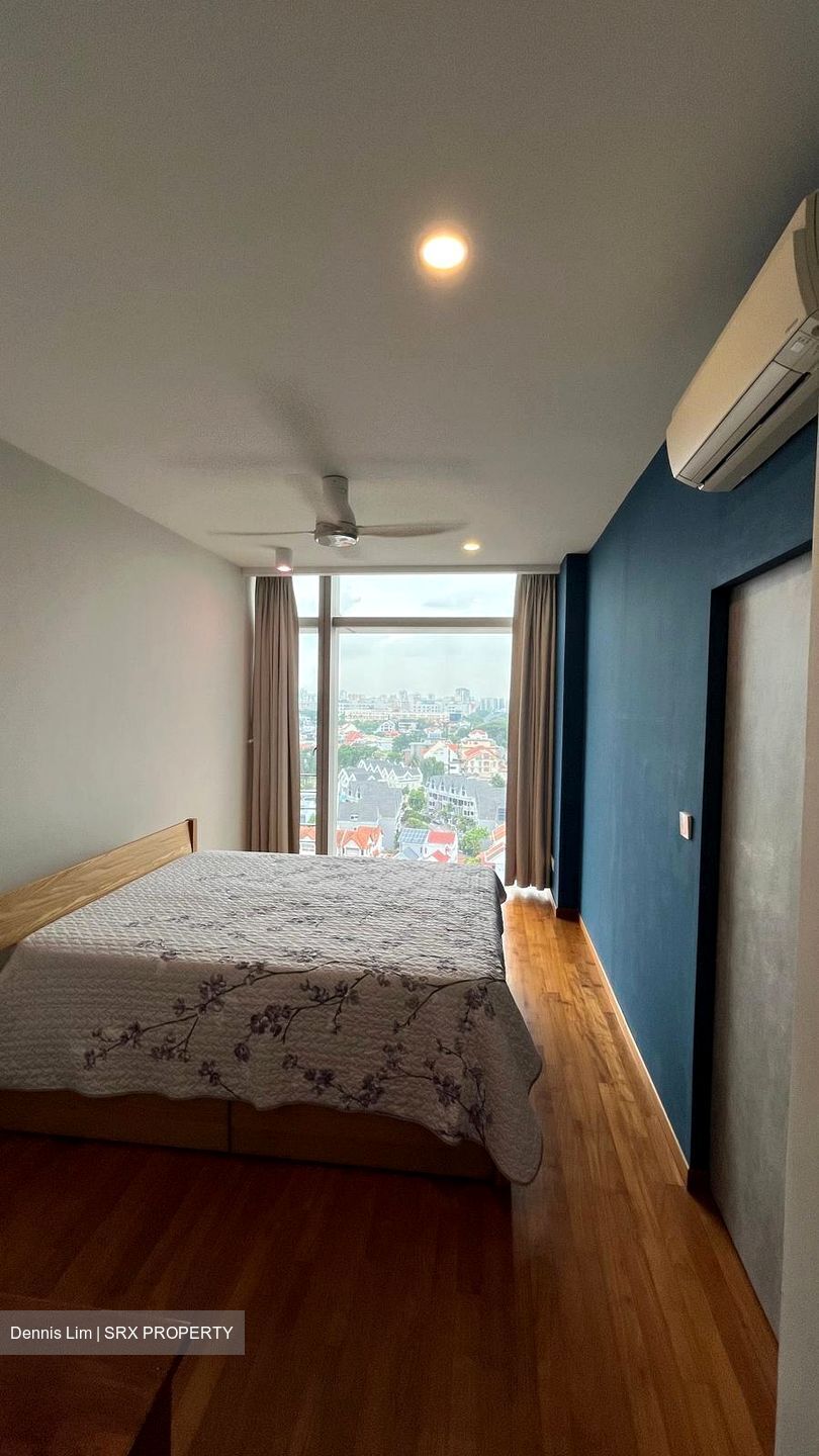 The Trumps (D14), Condominium #503573001